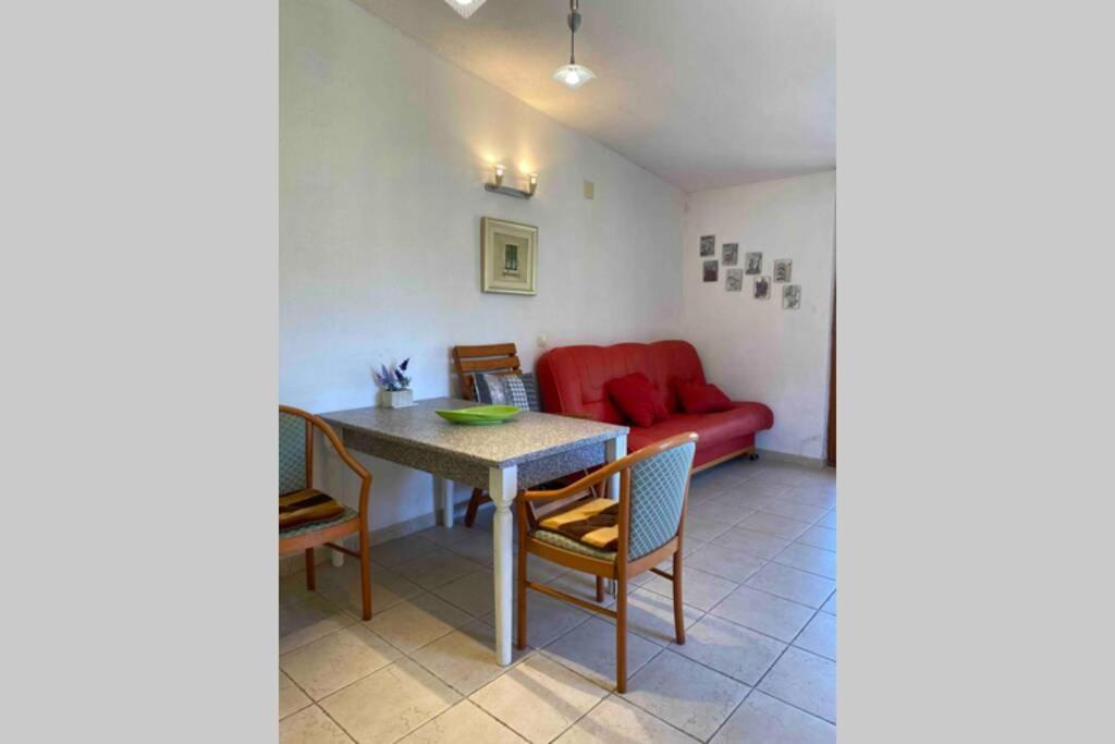 Apartman Toma Slatine Exterior photo